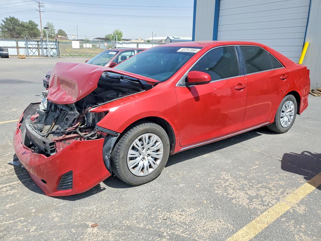 Salvage Toyota Camry Image
