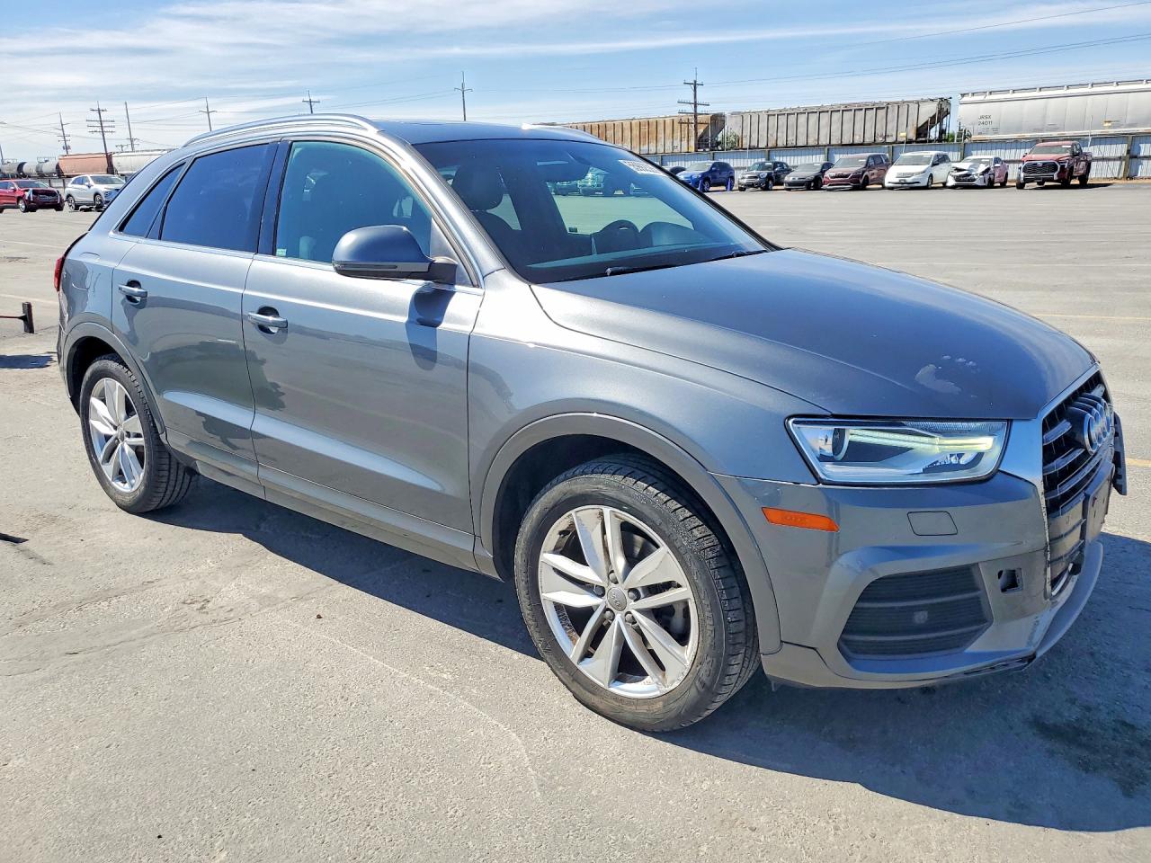 Audi Q3 Premium Plus