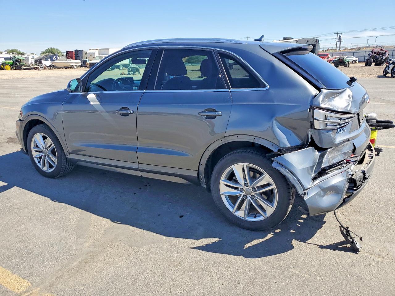 Audi Q3 Premium Plus