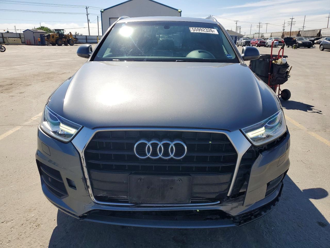 Audi Q3 Premium Plus