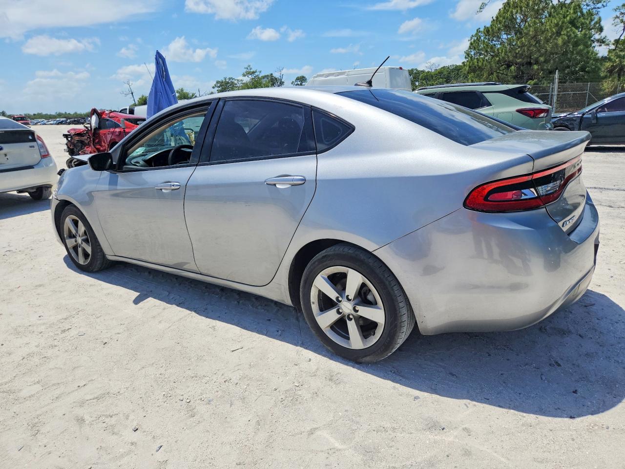Dodge Dart Sxt