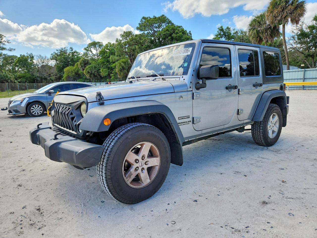 Salvage Jeep Wrangler Image