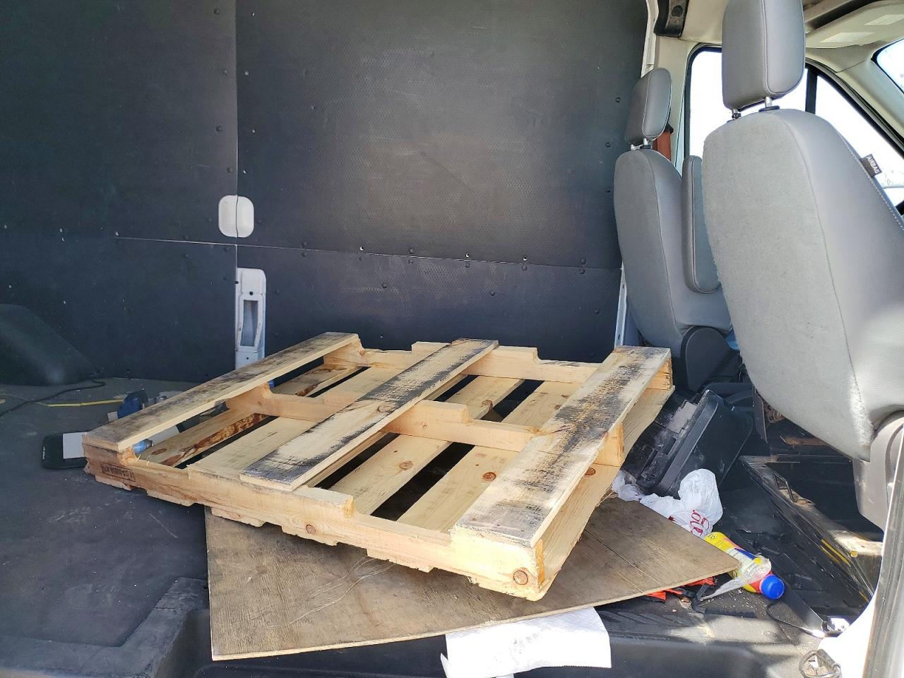 Ford Transit T-150