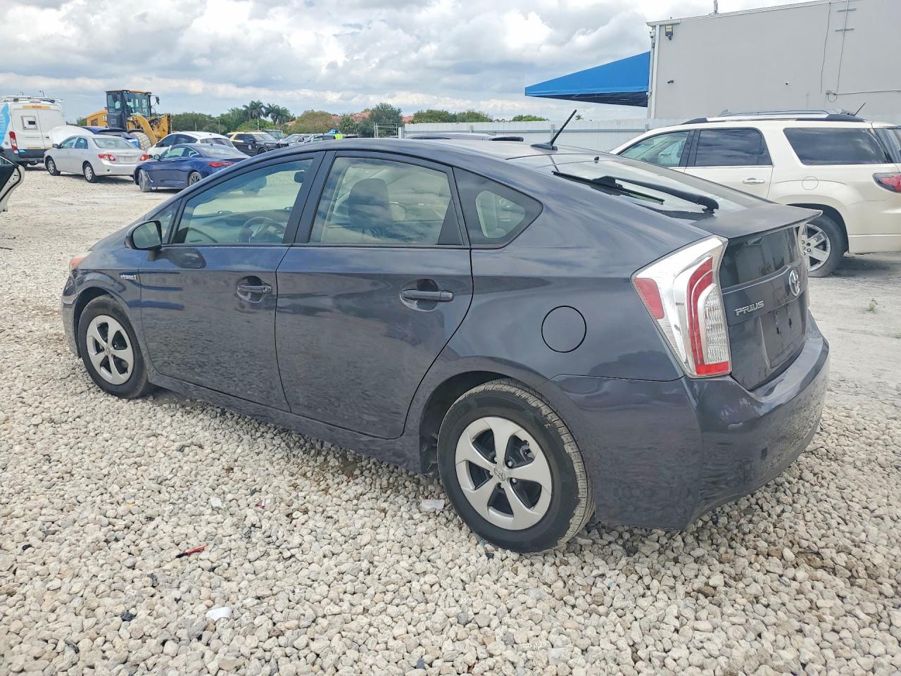 Toyota Prius Three