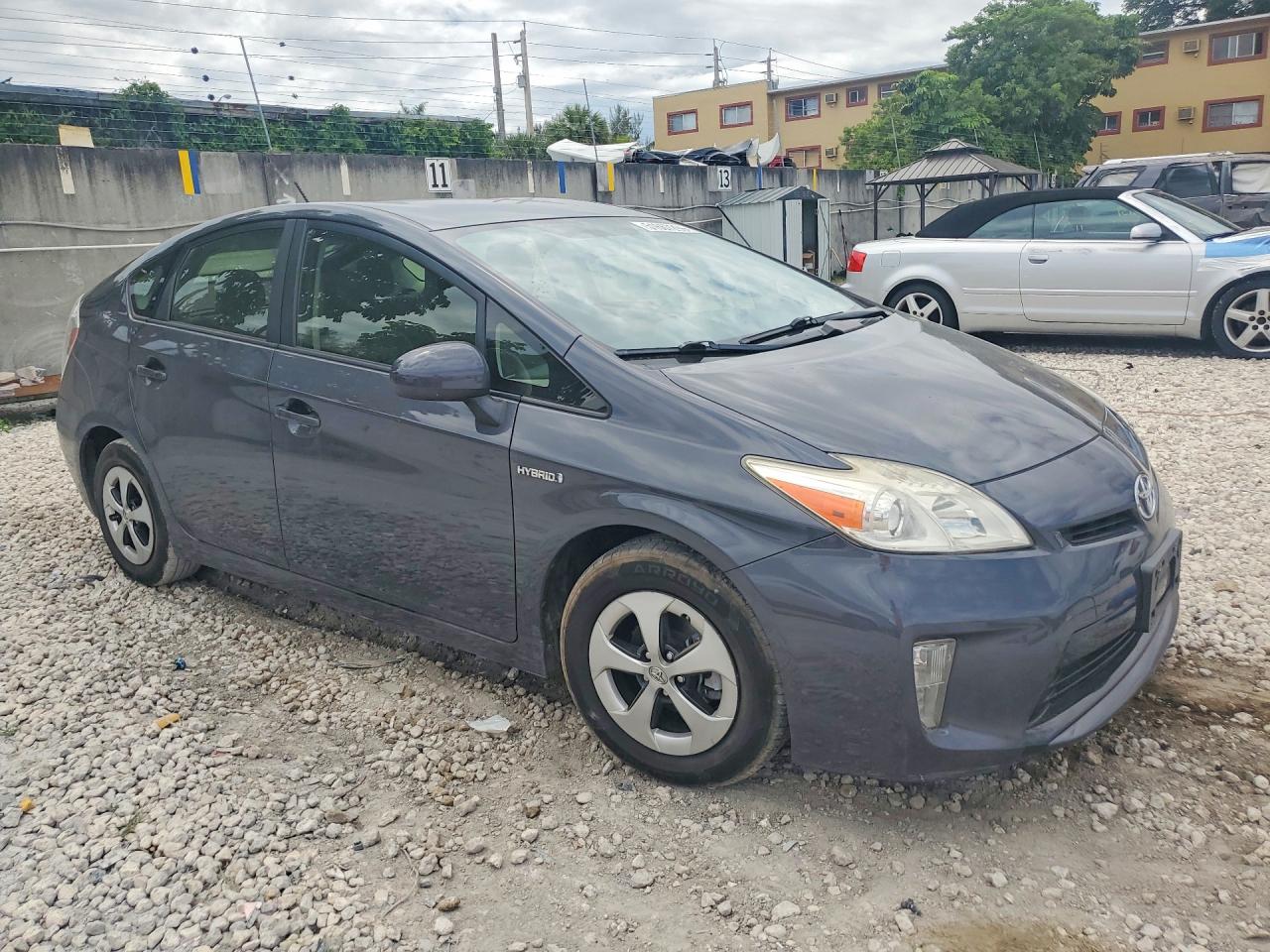 Toyota Prius Three