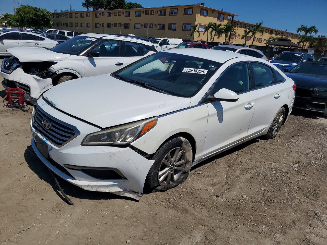 Salvage Hyundai SONATA Image