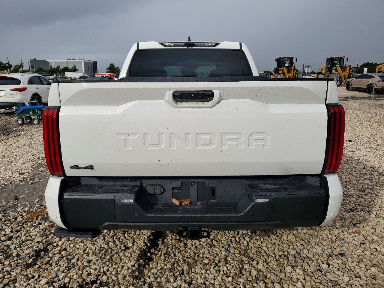Toyota Tundra Limited