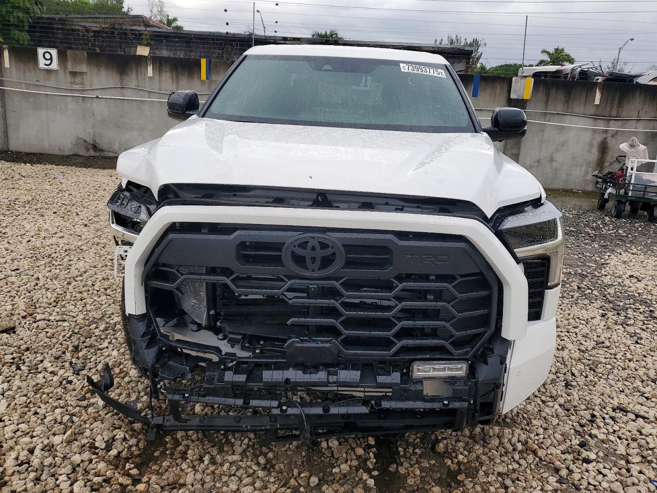 Toyota Tundra Limited