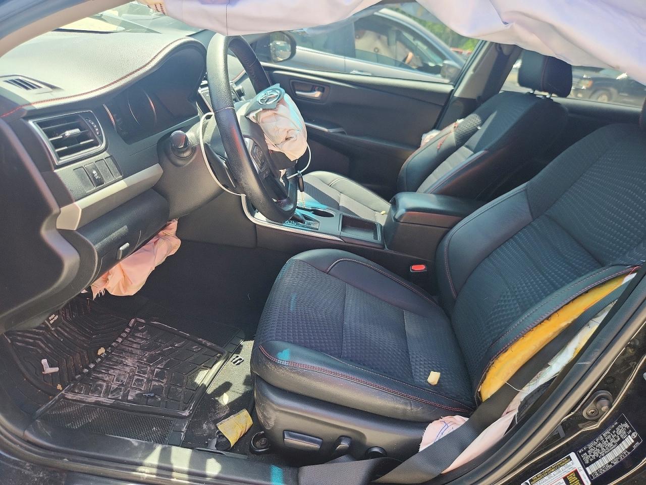 Toyota Camry Se