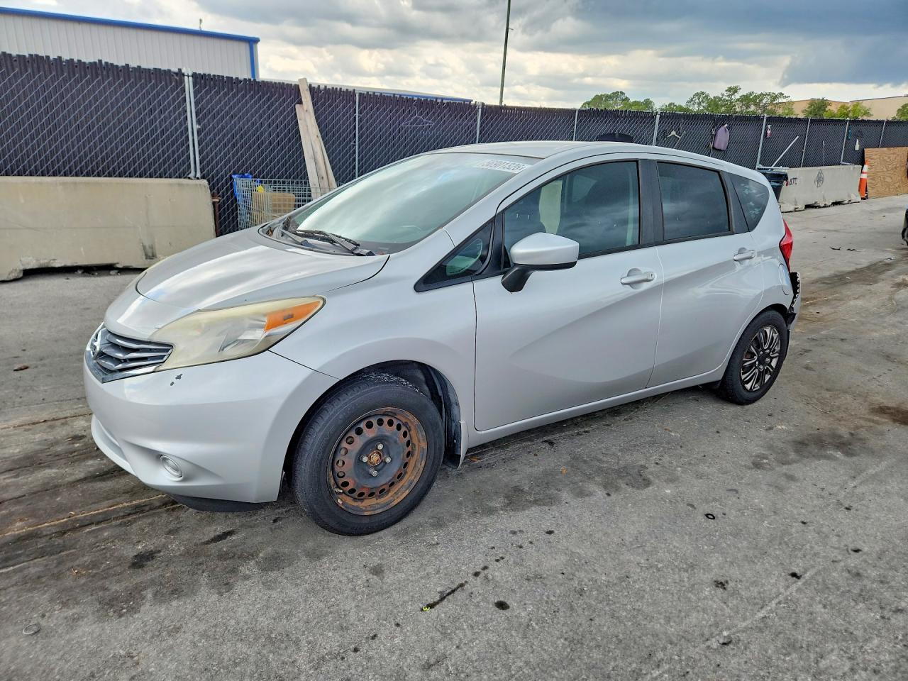 Salvage Nissan Versa Image