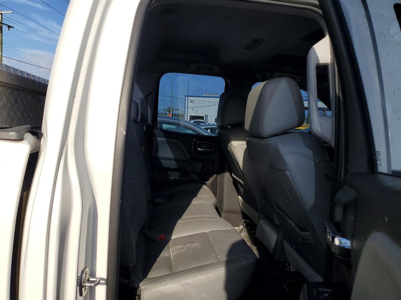Chevrolet Silverado C1500