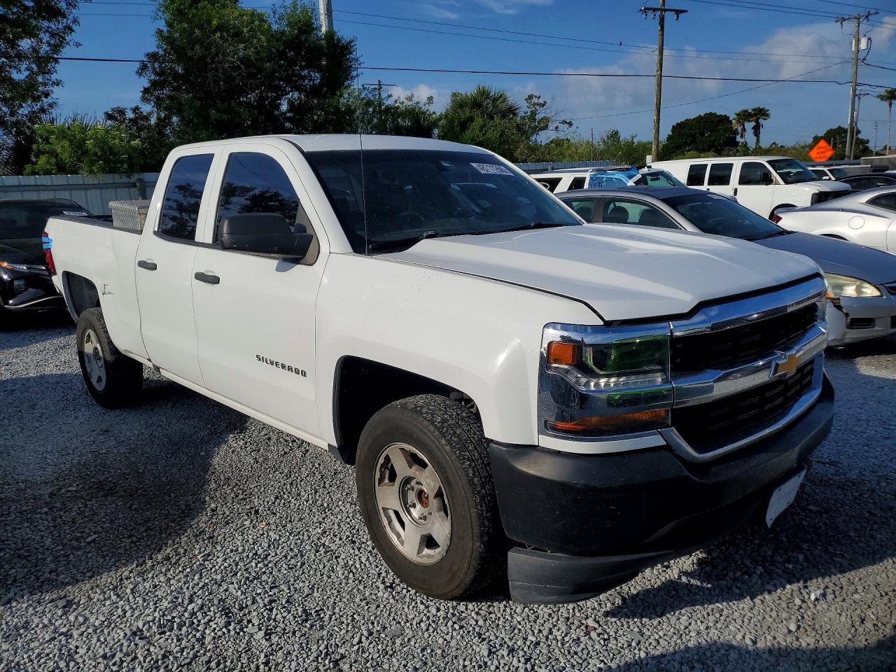 Chevrolet Silverado C1500