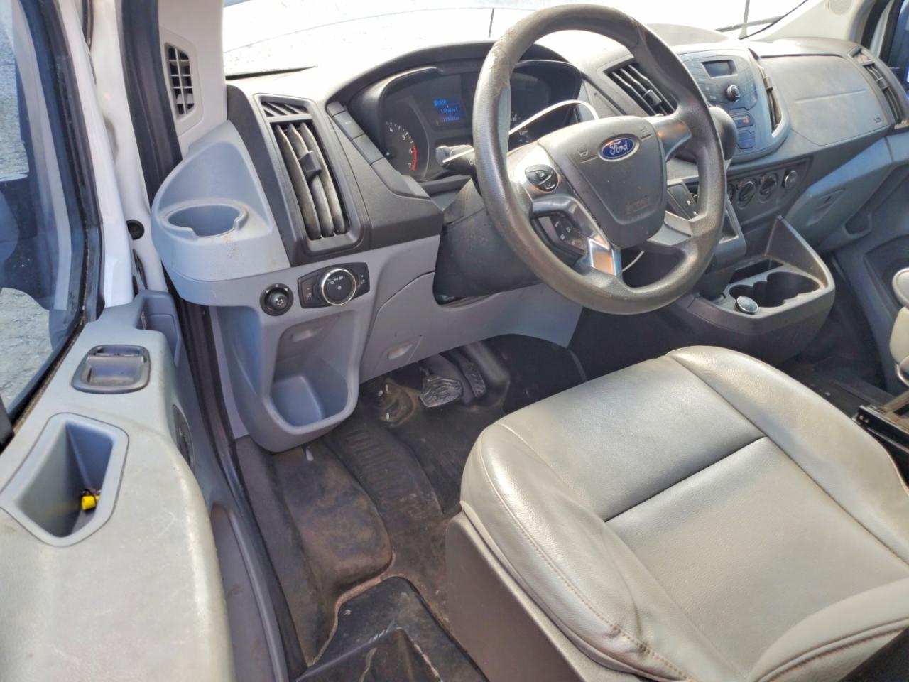 Ford Transit T-250