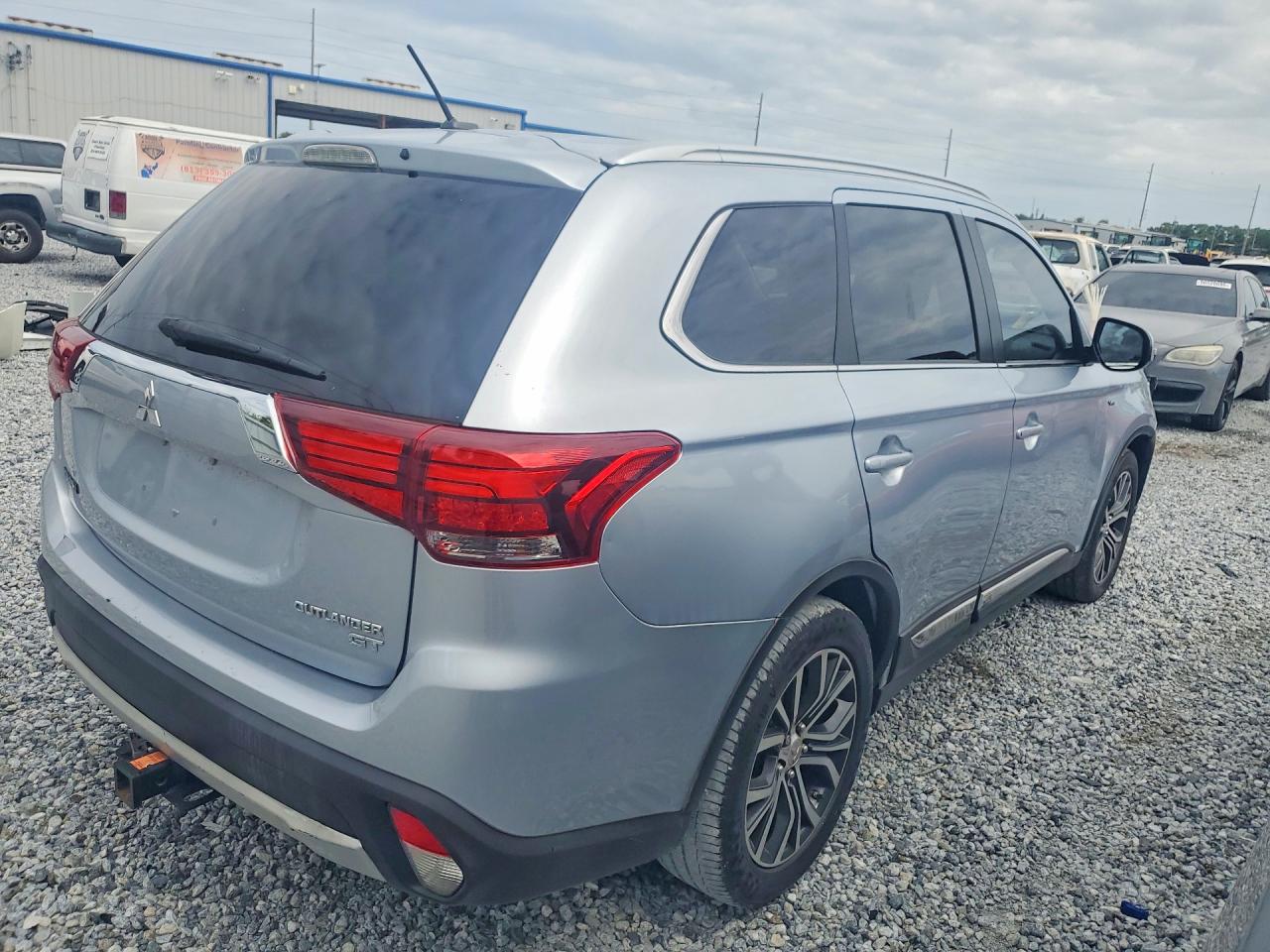 Mitsubishi Outlander Gt