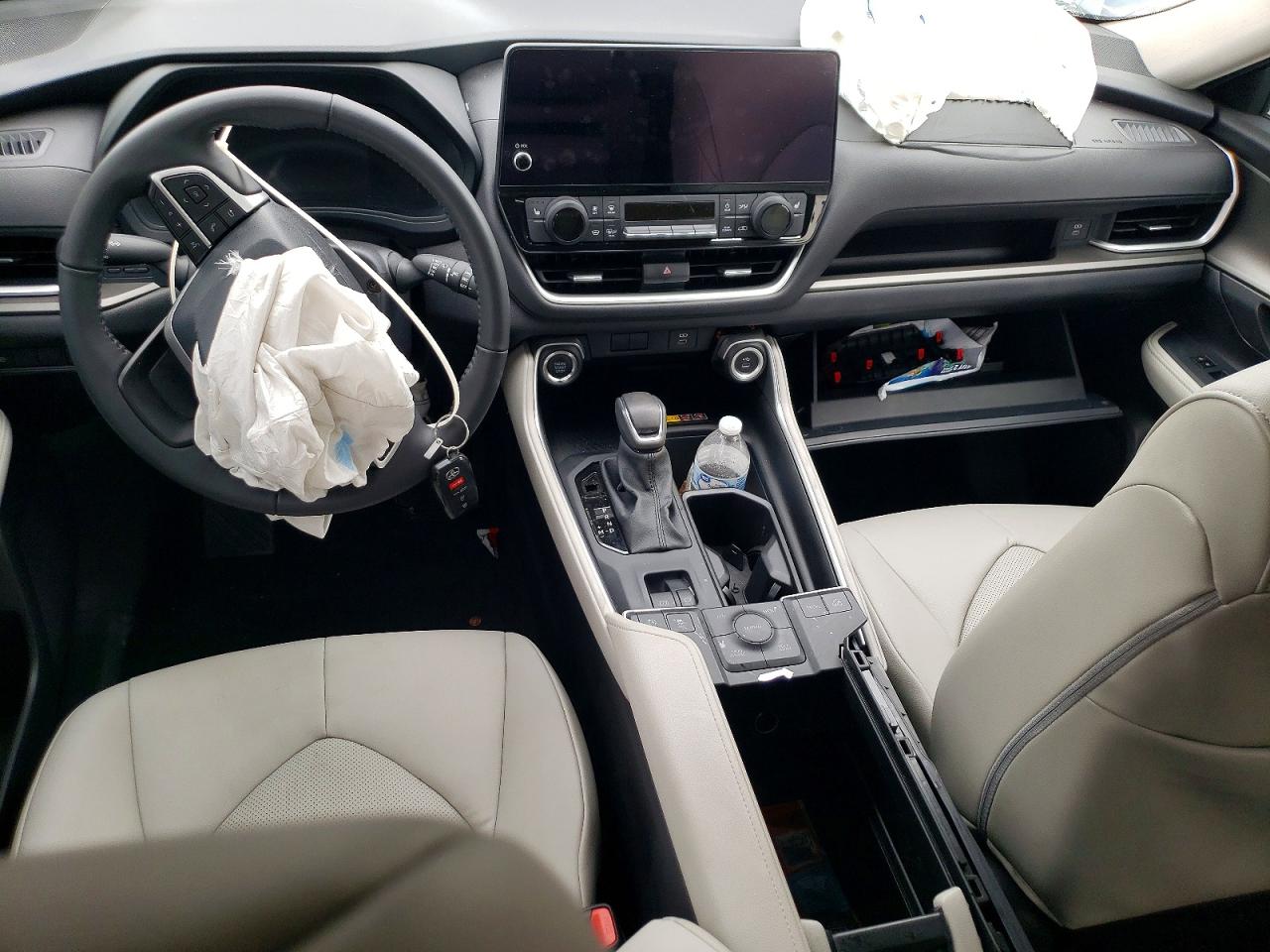 Toyota Grand Highlander Xle