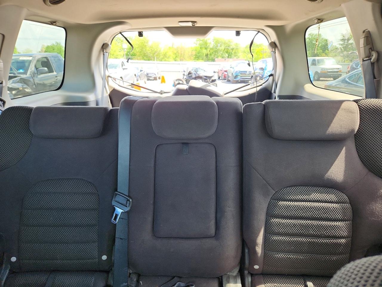 Nissan Pathfinder S