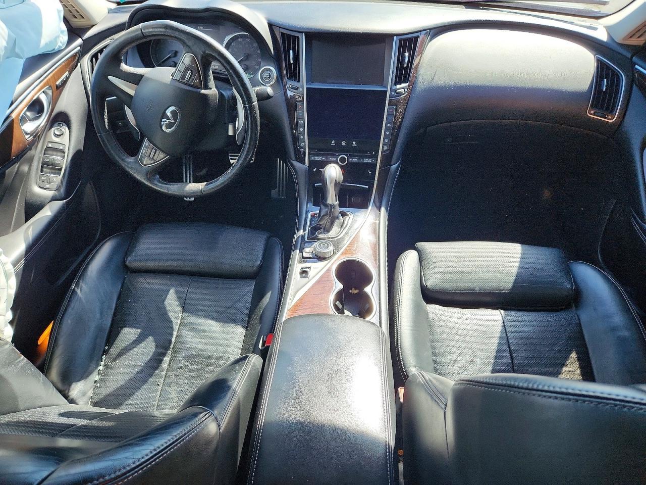 INFINITI Q50 3.0t Sport