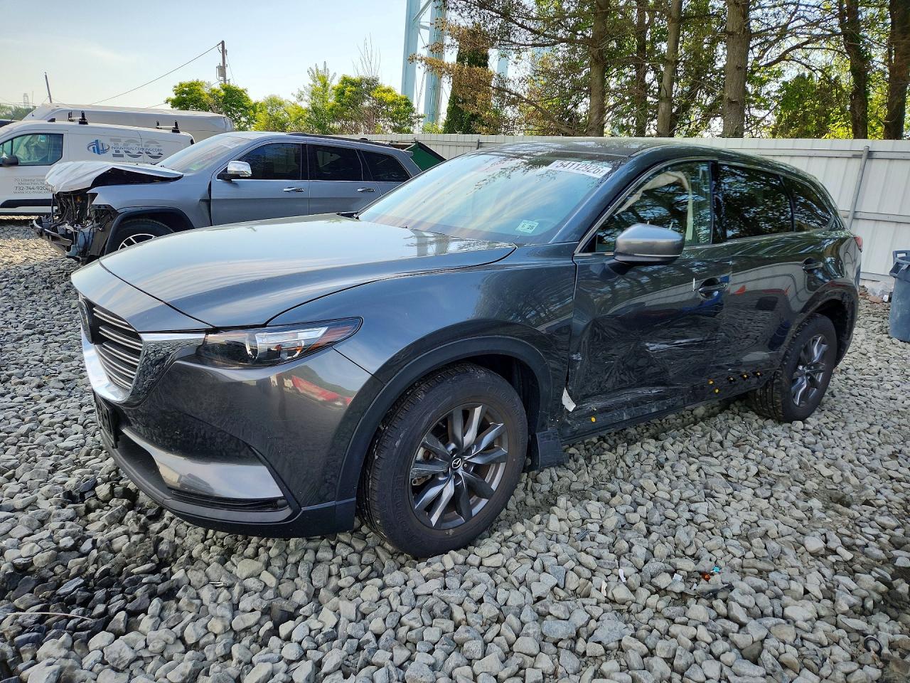 Salvage Mazda Cx Image