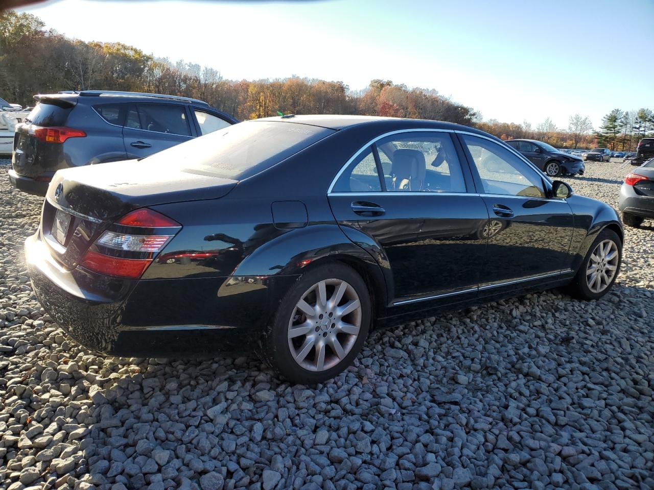 Mercedes-Benz S-Class 550