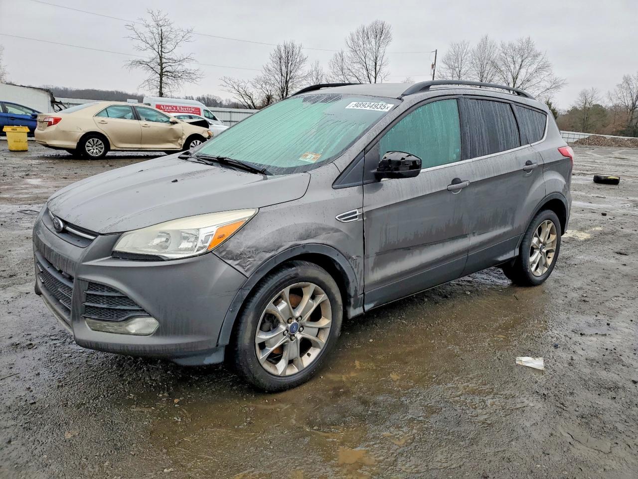 Salvage Ford Escape Image
