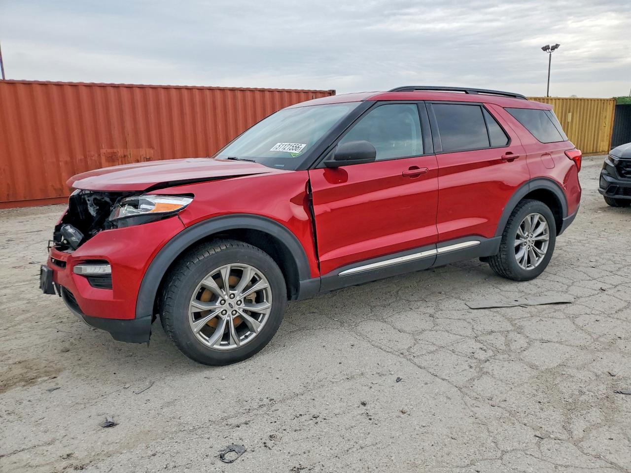 Salvage Ford Explorer Image
