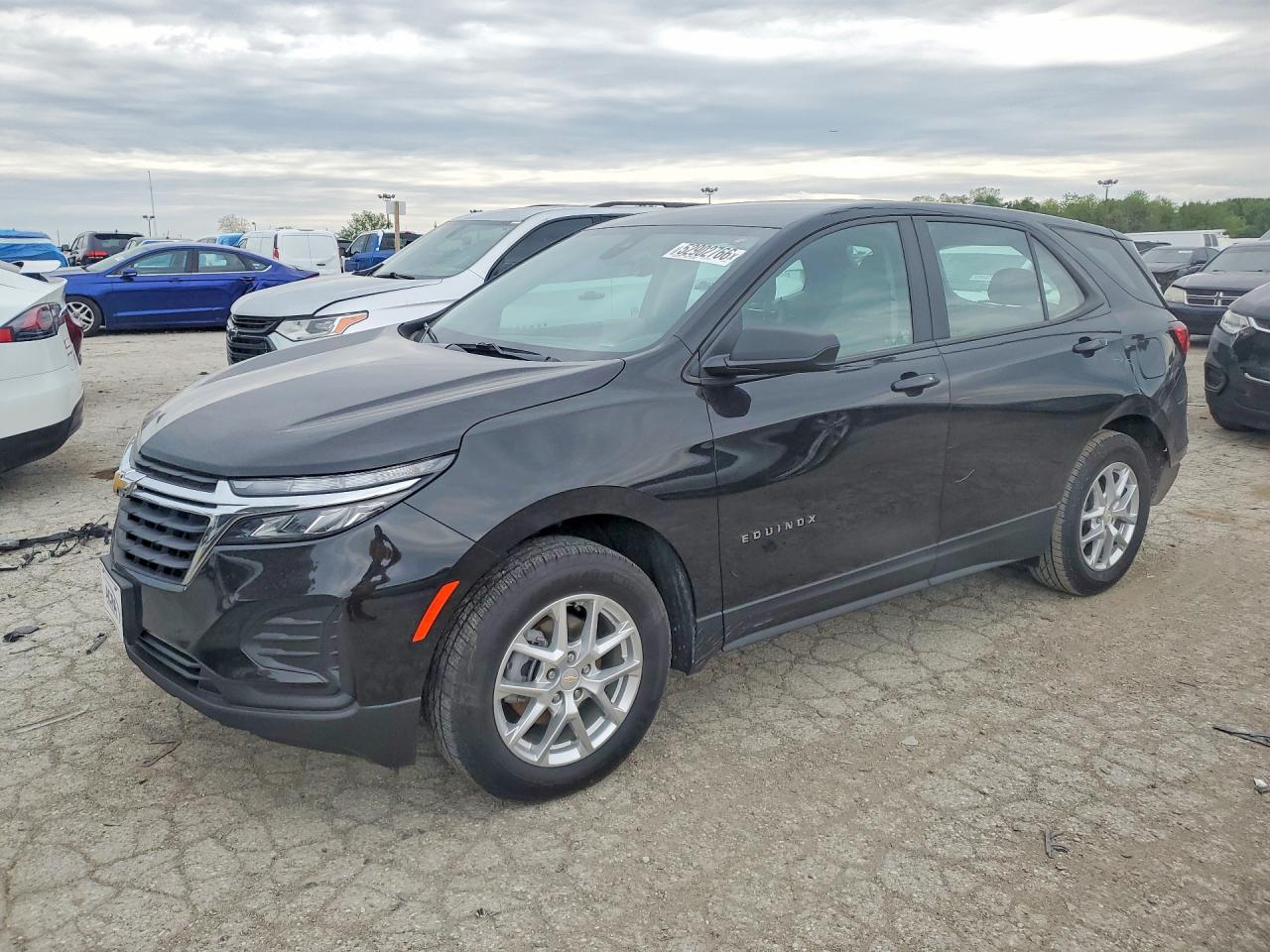 Salvage Chevrolet Equinox Image