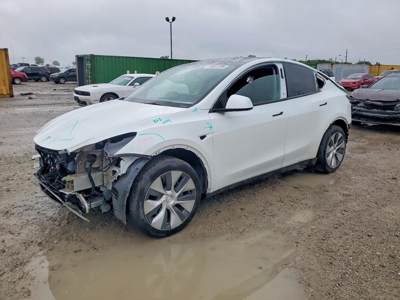 Salvage Tesla Model Y Image
