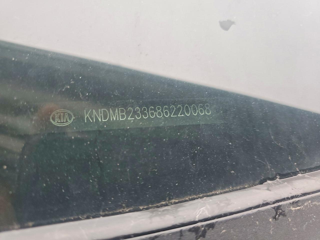 Kia Sedona Lx