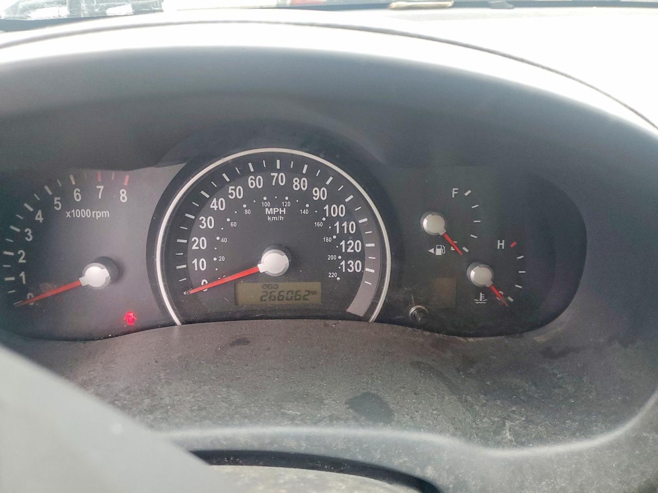 Kia Sedona Lx