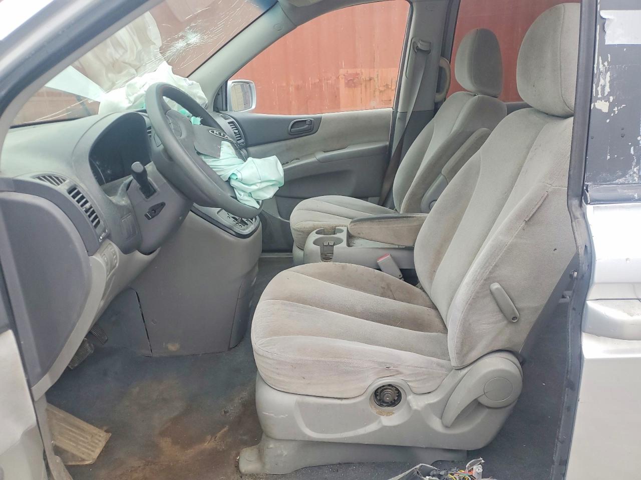 Kia Sedona Lx