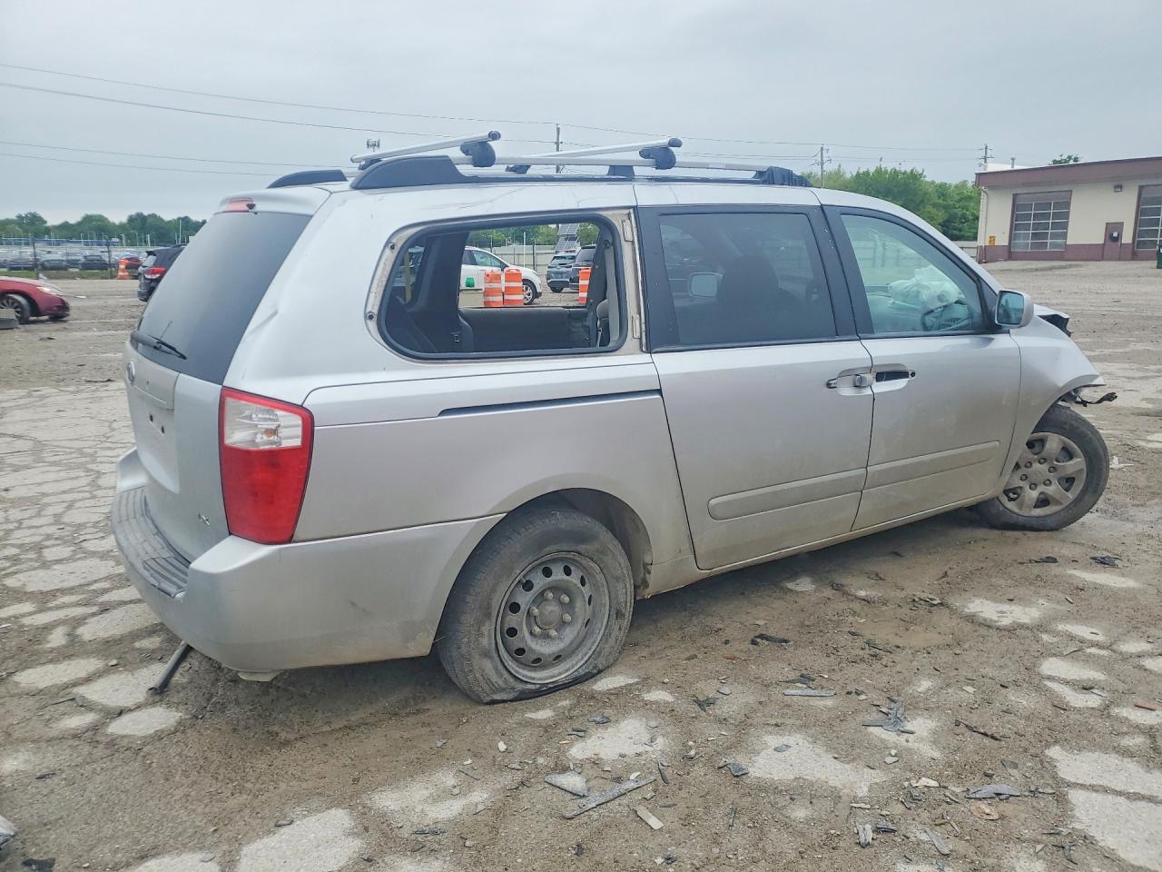 Kia Sedona Lx