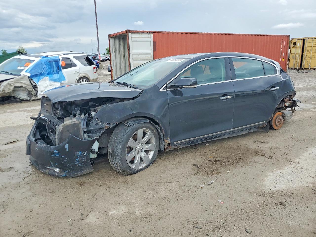 Salvage Buick LaCrosse Image
