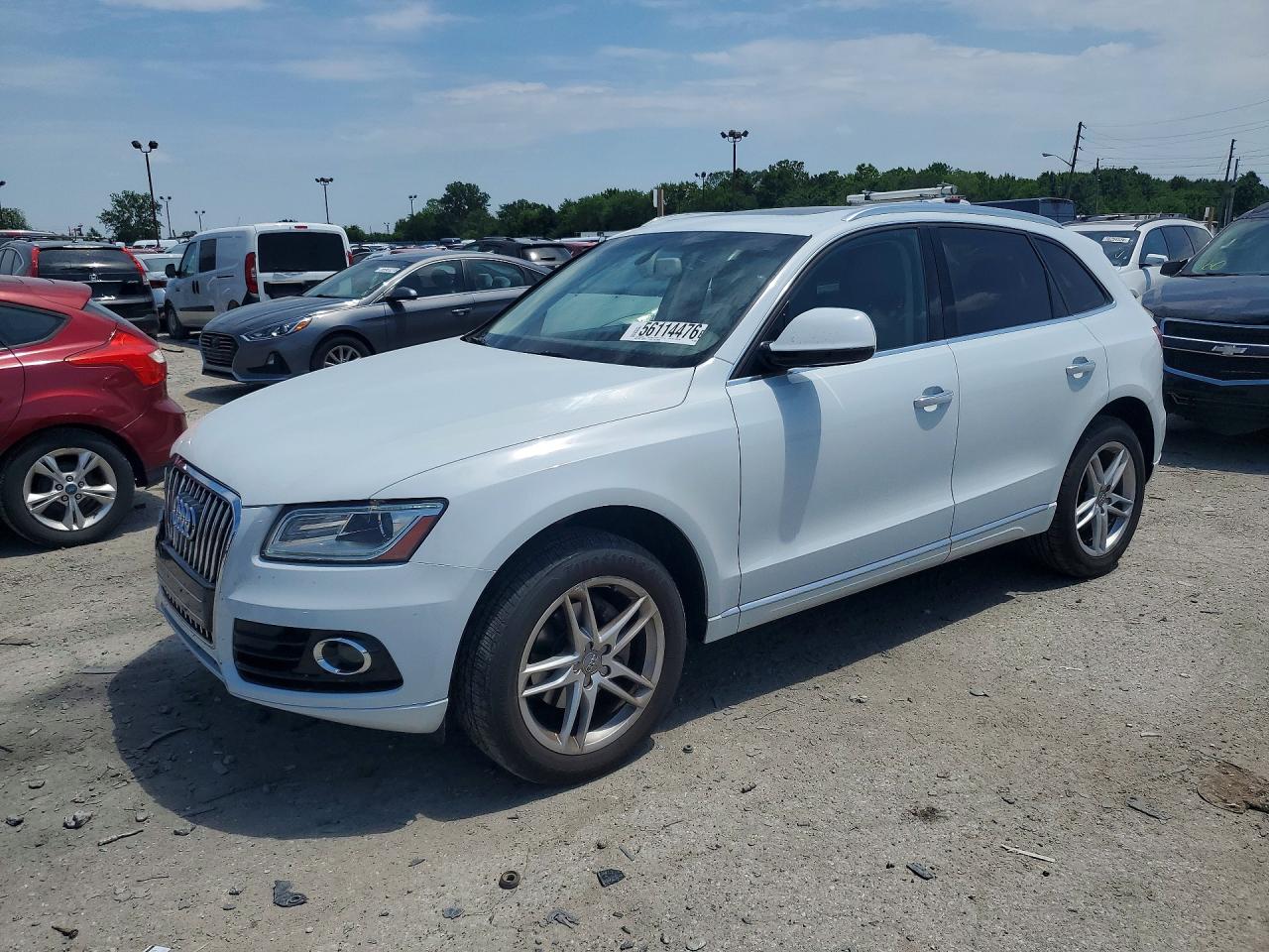 Salvage Audi Q5 Image