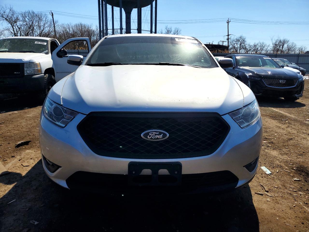 Ford Taurus Sel