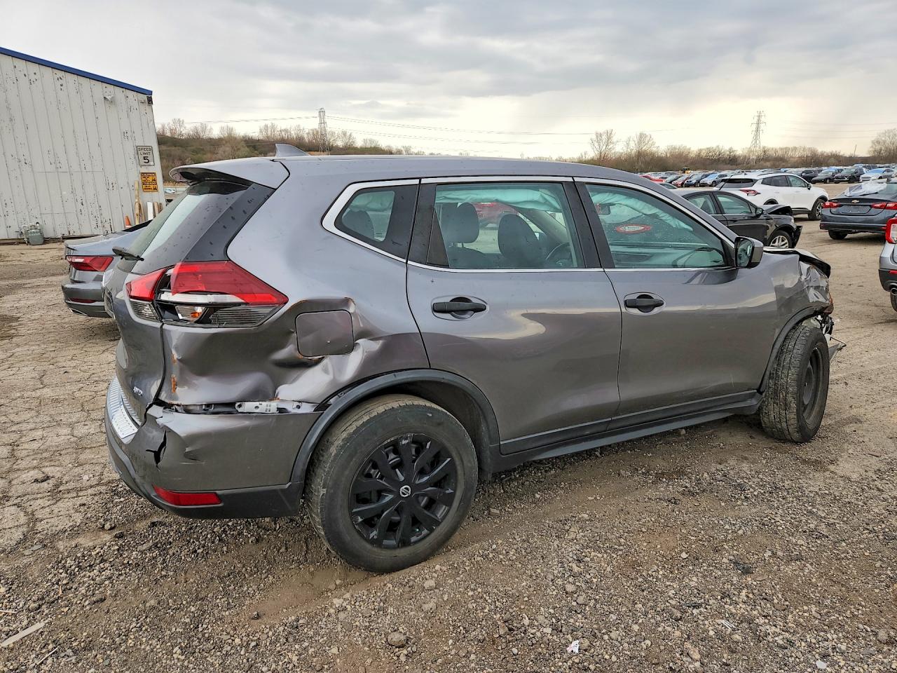 Nissan Rogue S