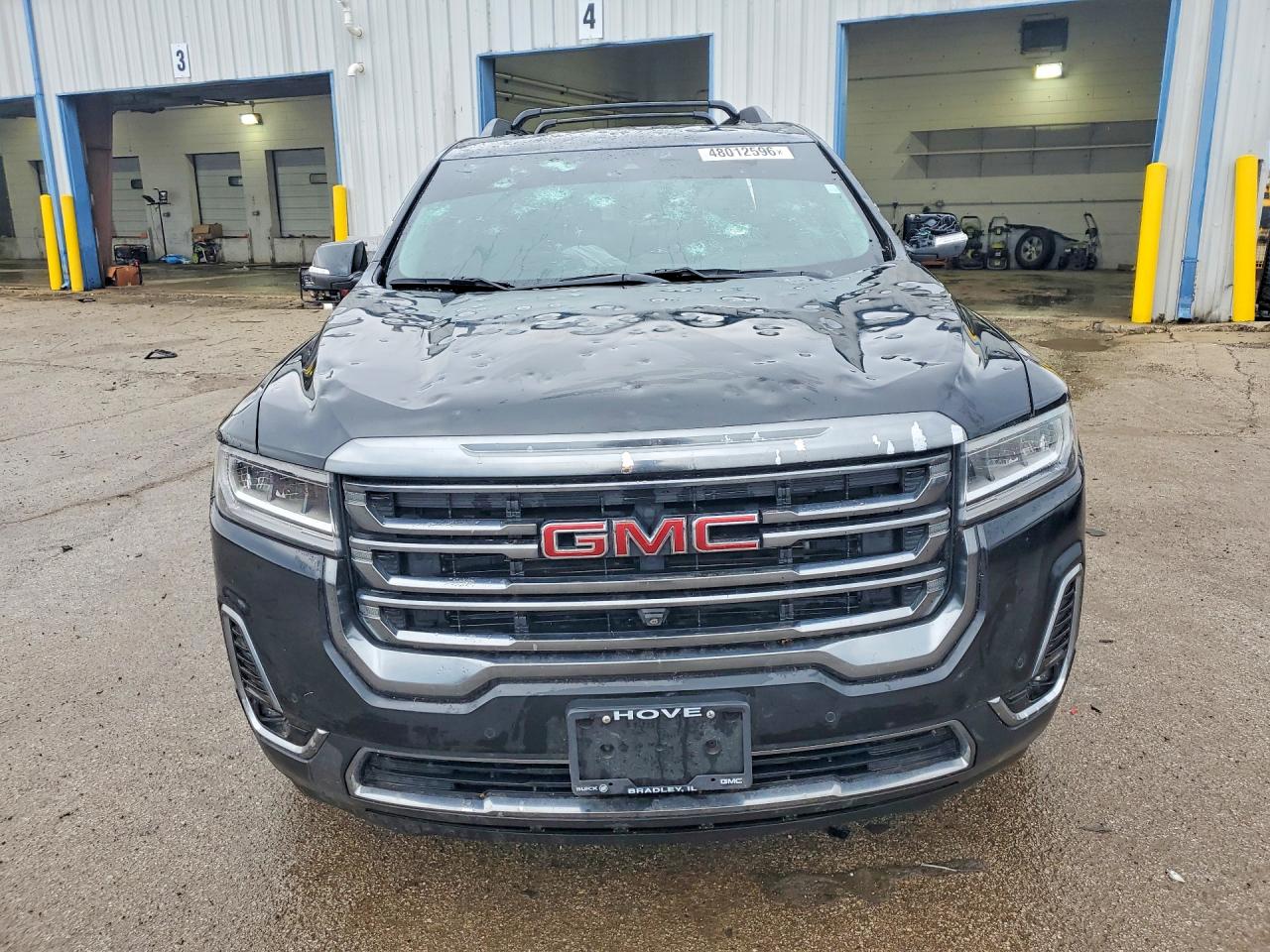 GMC Acadia At4