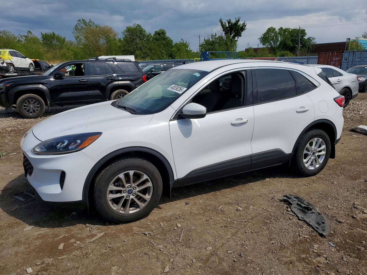 Salvage Ford Escape Image
