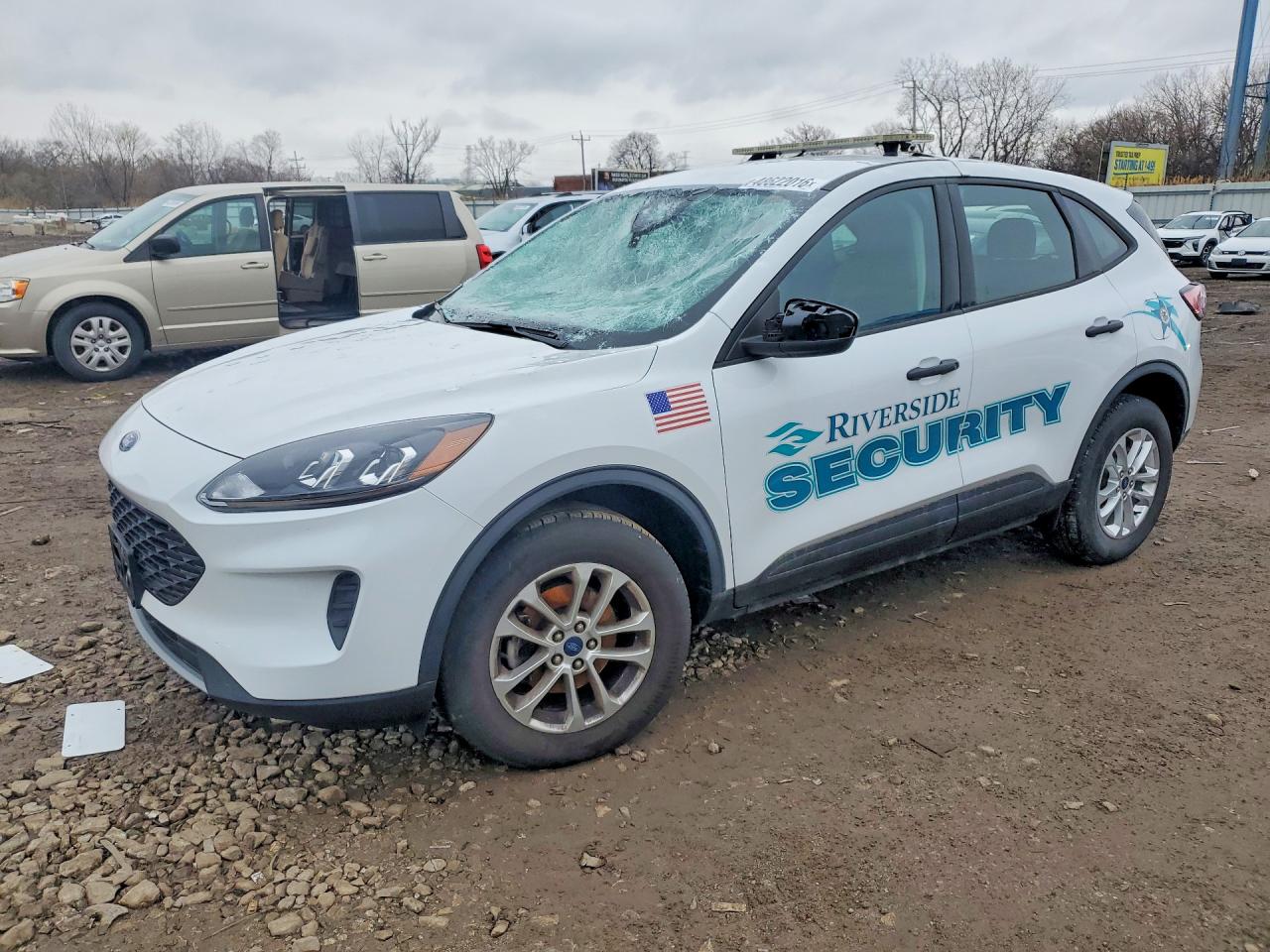 Salvage Ford Escape Image