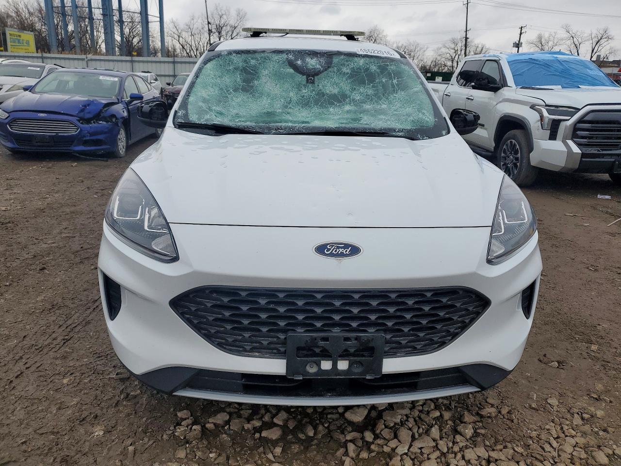 Ford Escape S