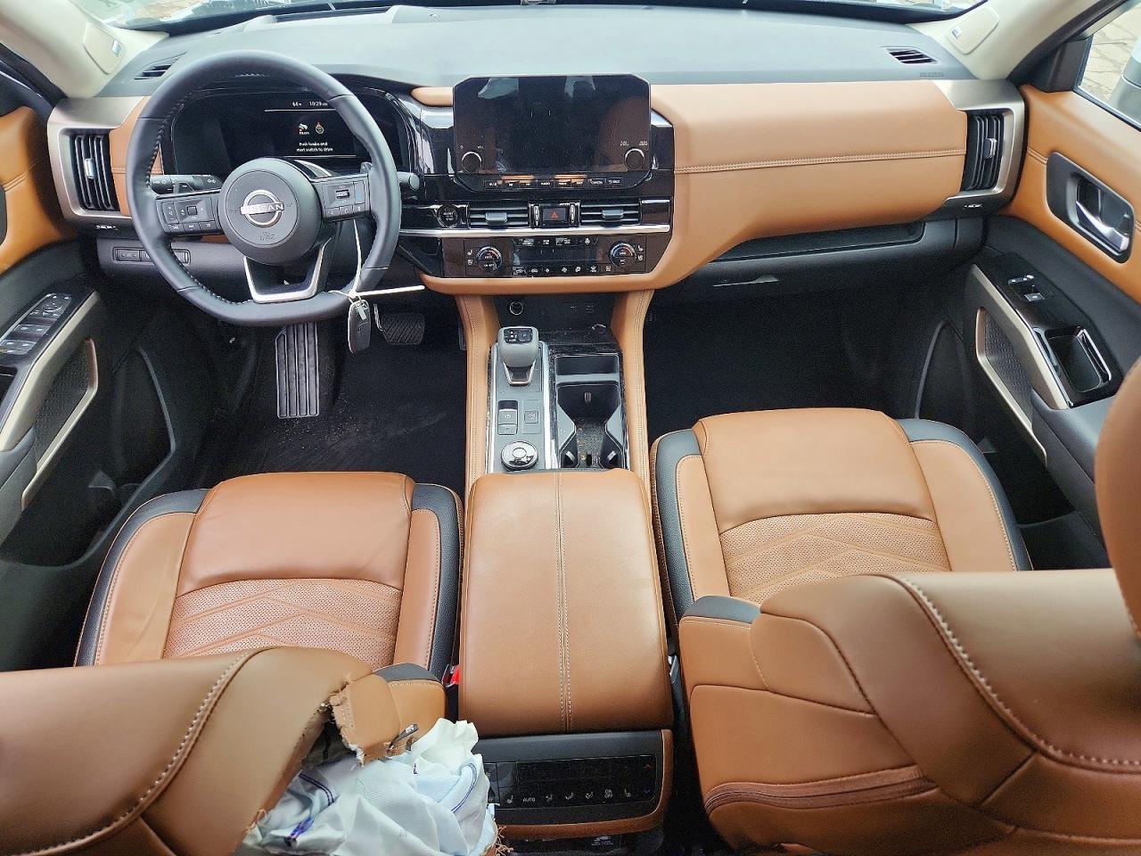 Nissan Pathfinder Platinum