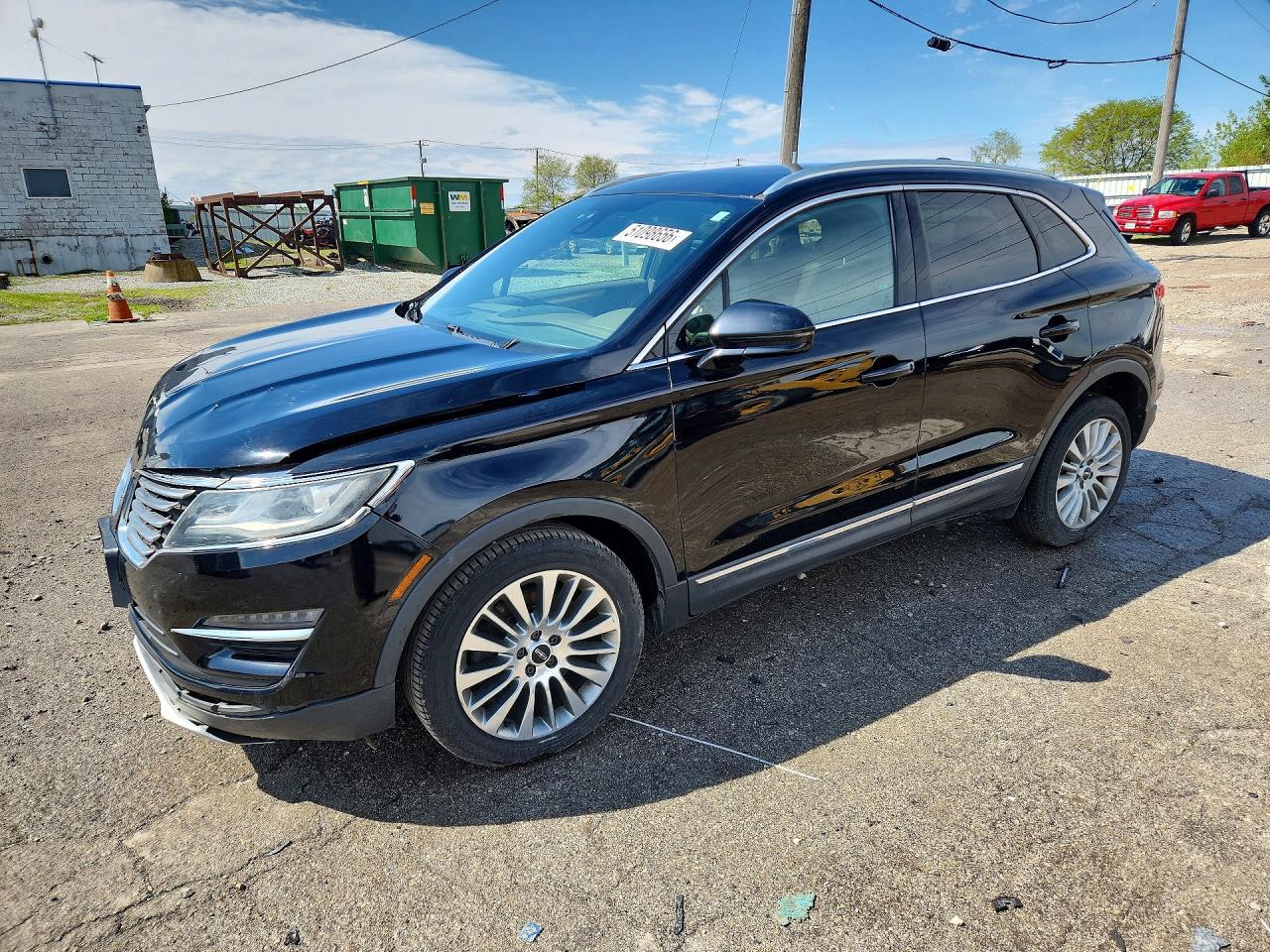 Salvage Lincoln MKC Image