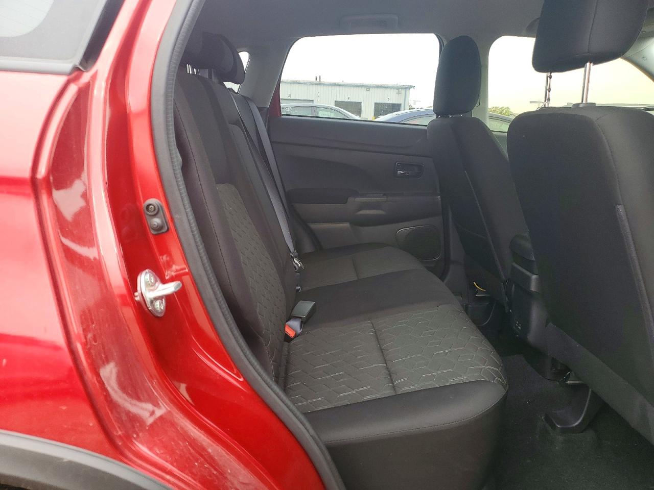 Mitsubishi Outlander S