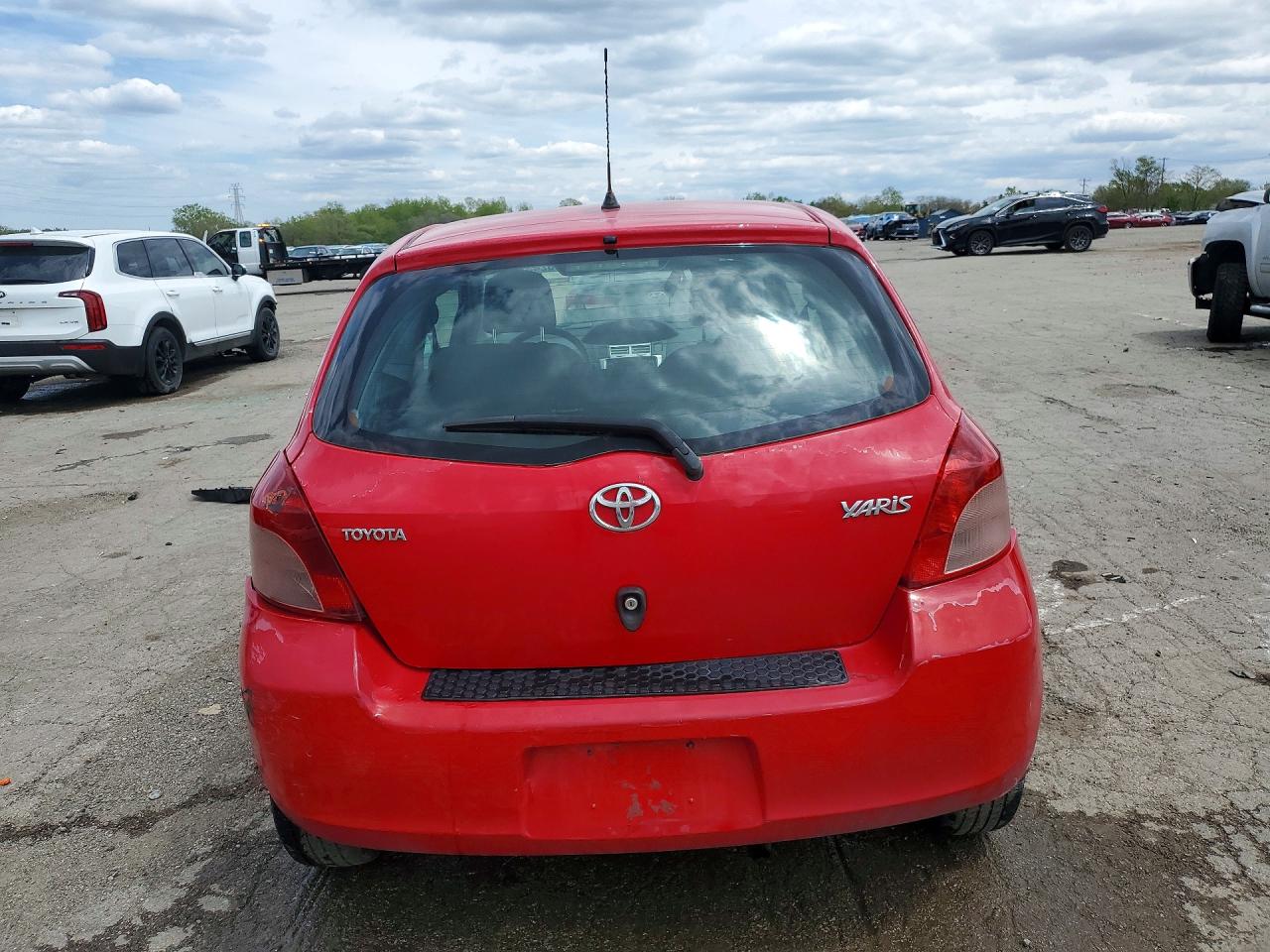 Toyota Yaris Base
