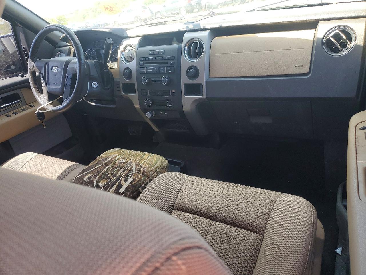 Ford F-150 Super Cab