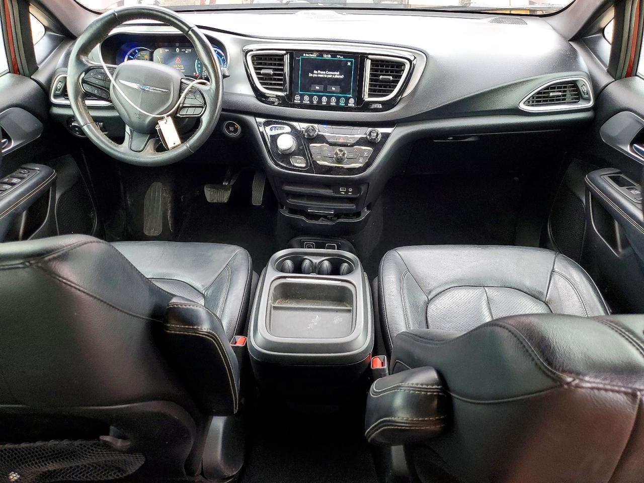 Chrysler Pacifica Hybrid Touring L