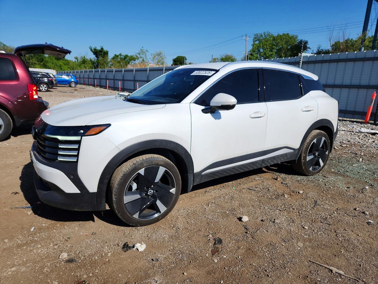 Salvage Nissan Kicks Image