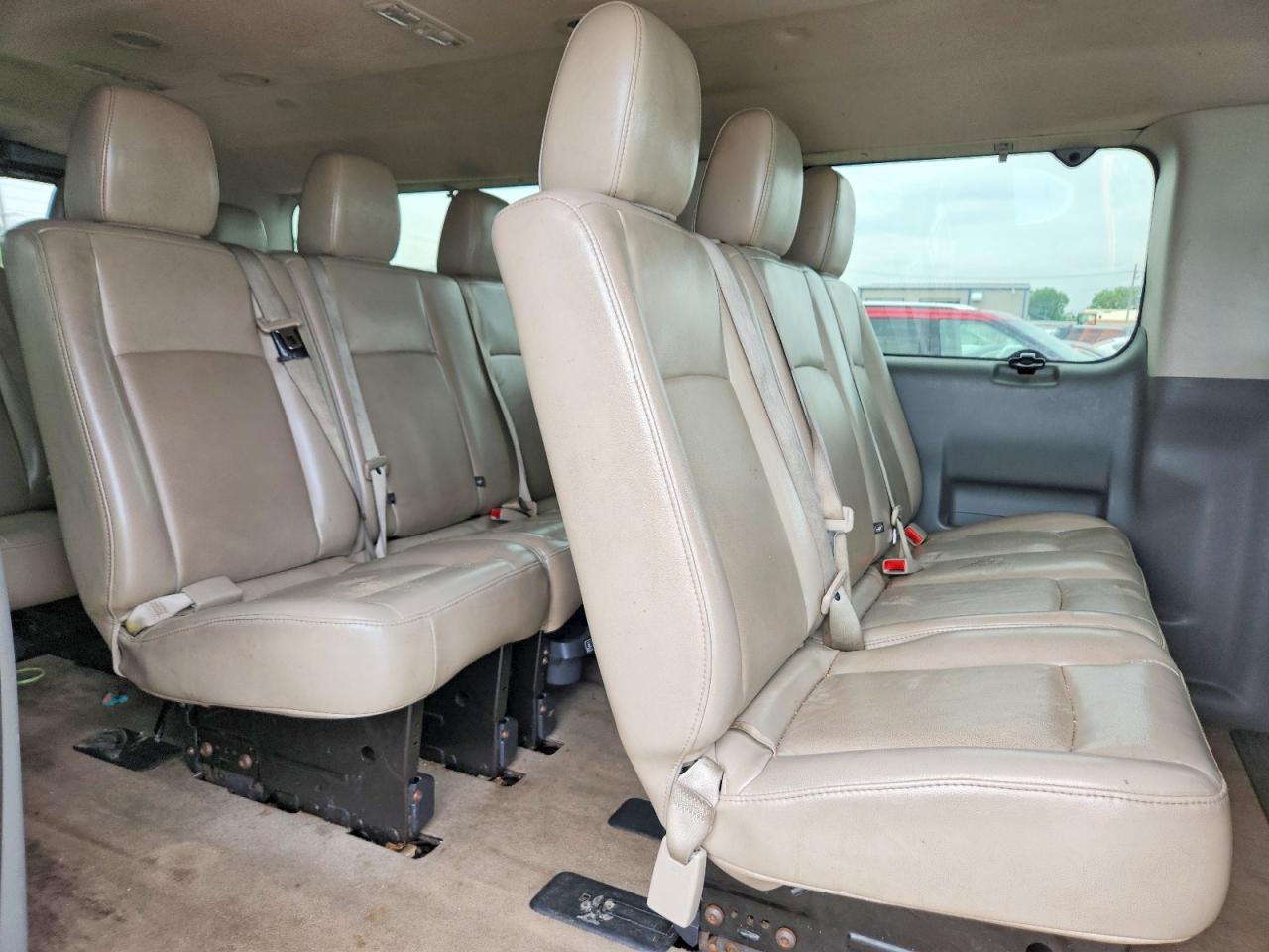 Nissan Nv 3500 Hd Sl