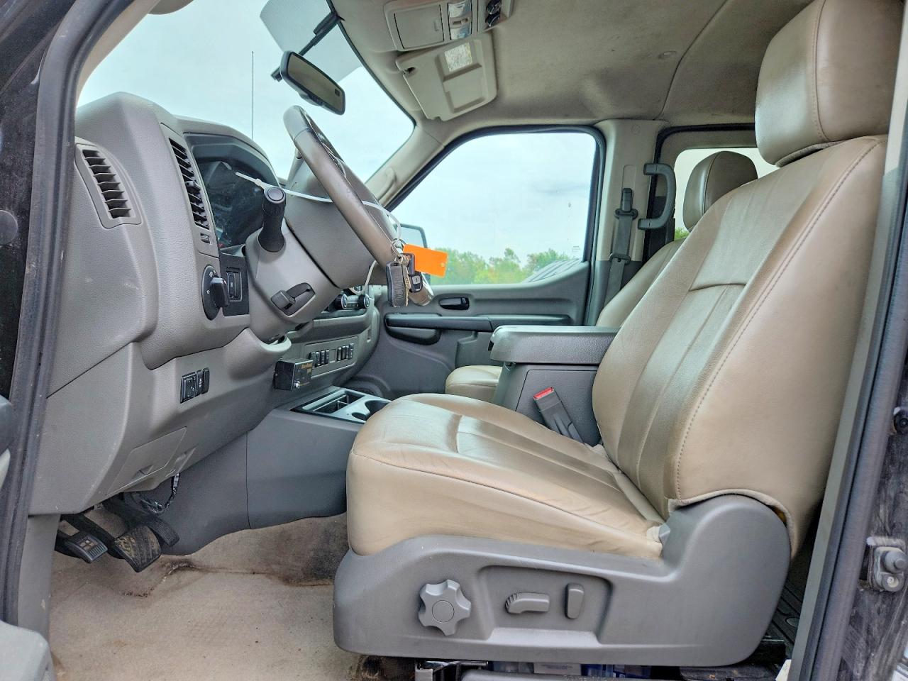Nissan Nv 3500 Hd Sl
