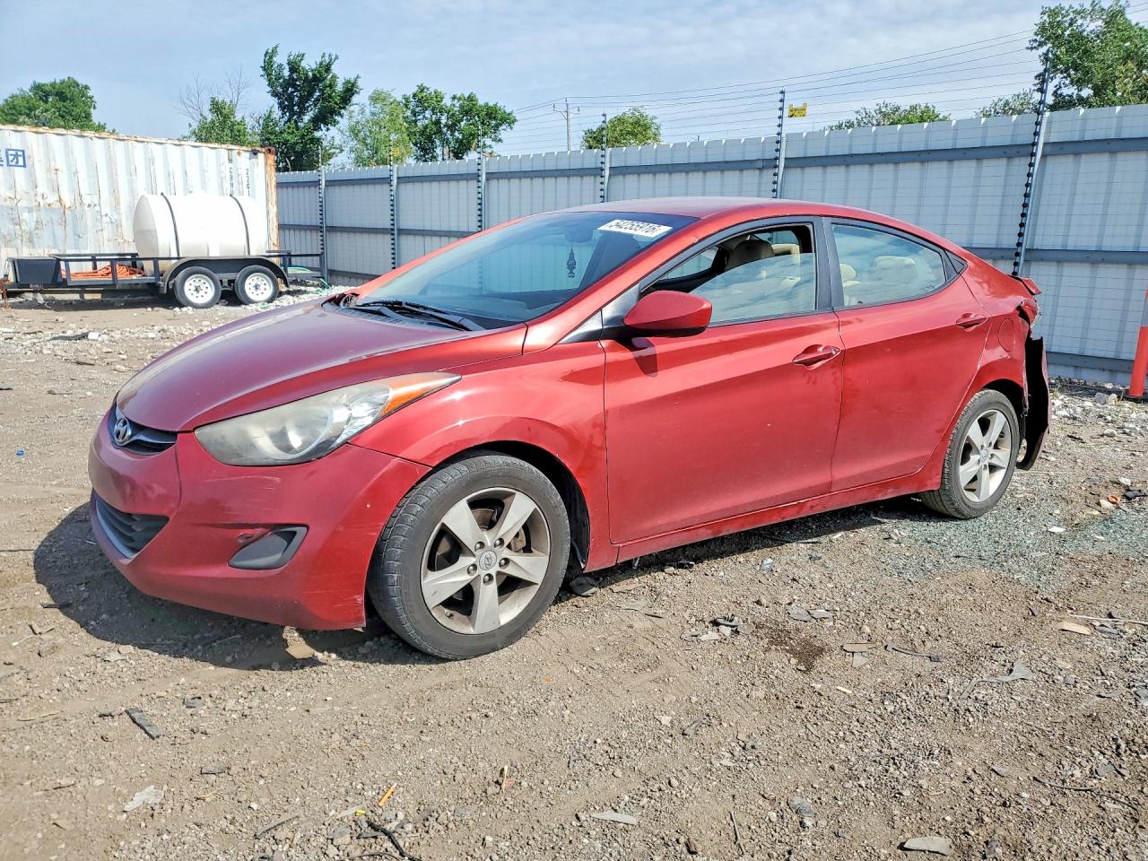 Salvage Hyundai ELANTRA Image