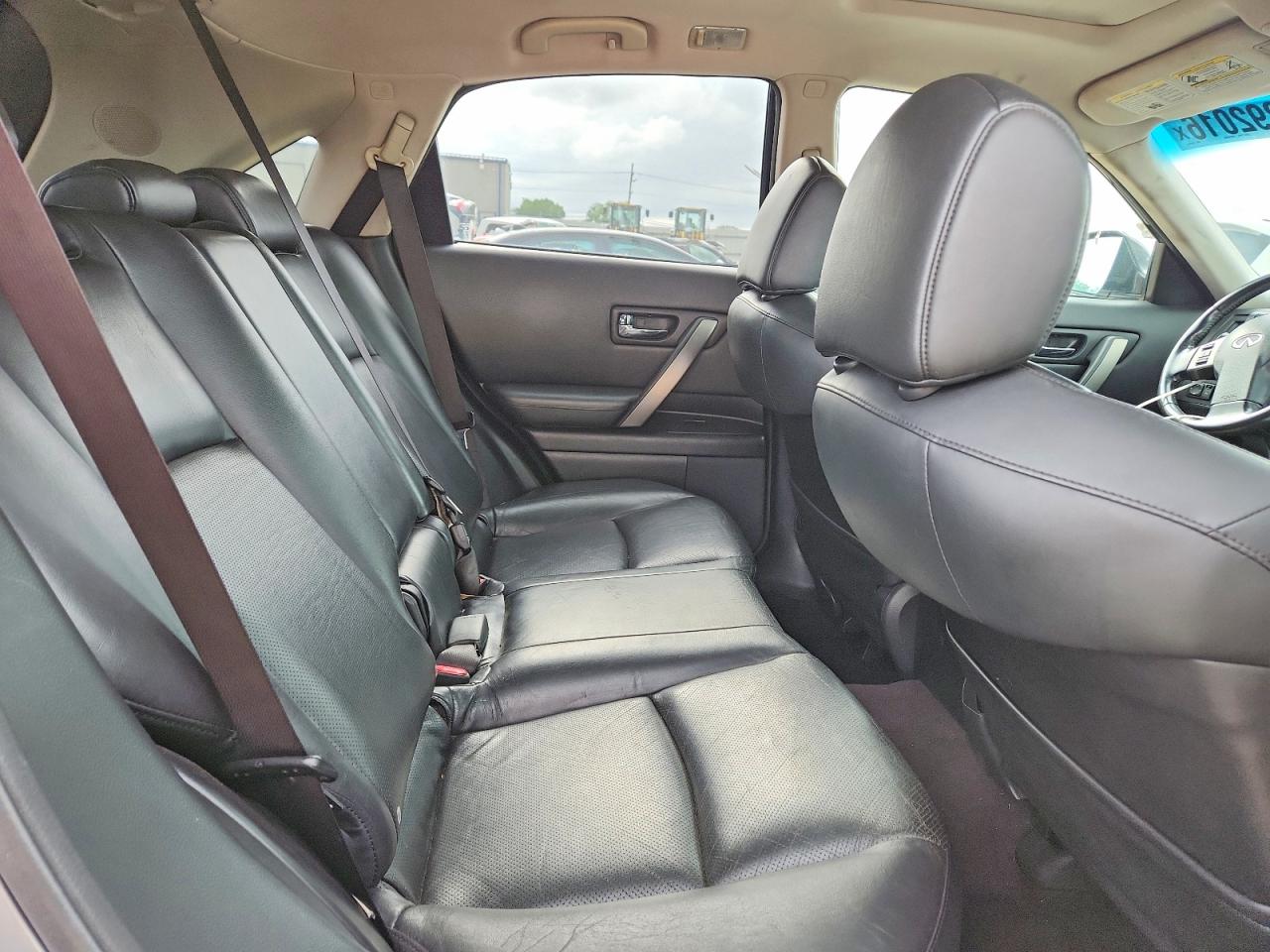 INFINITI Fx Base